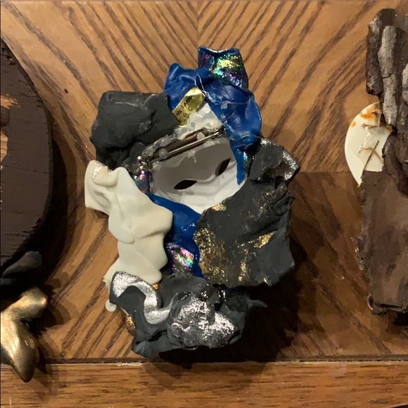 Set of 3 vintage homemade pins - Picture 7 of 8